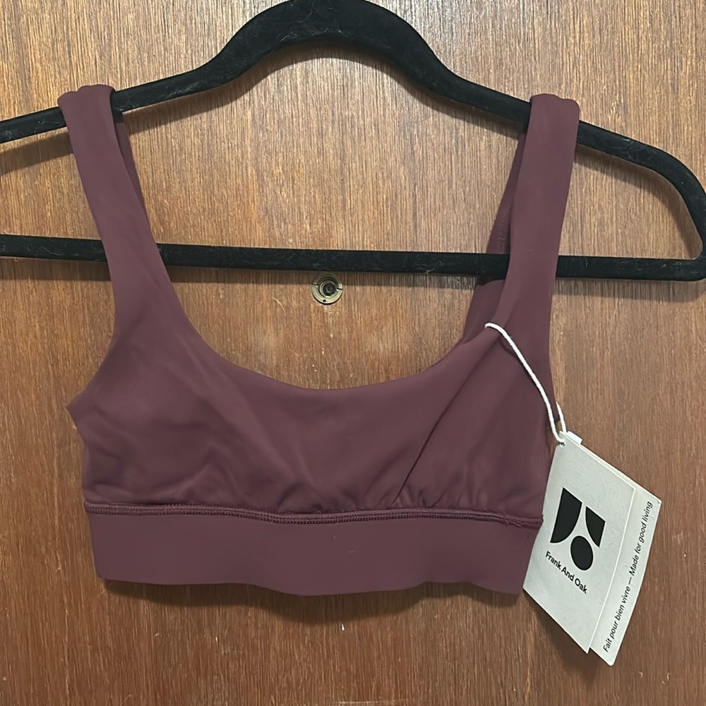 NWT Frank & Oak Sports Bra
